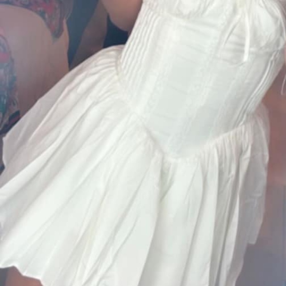 Elegant White Corset Dress